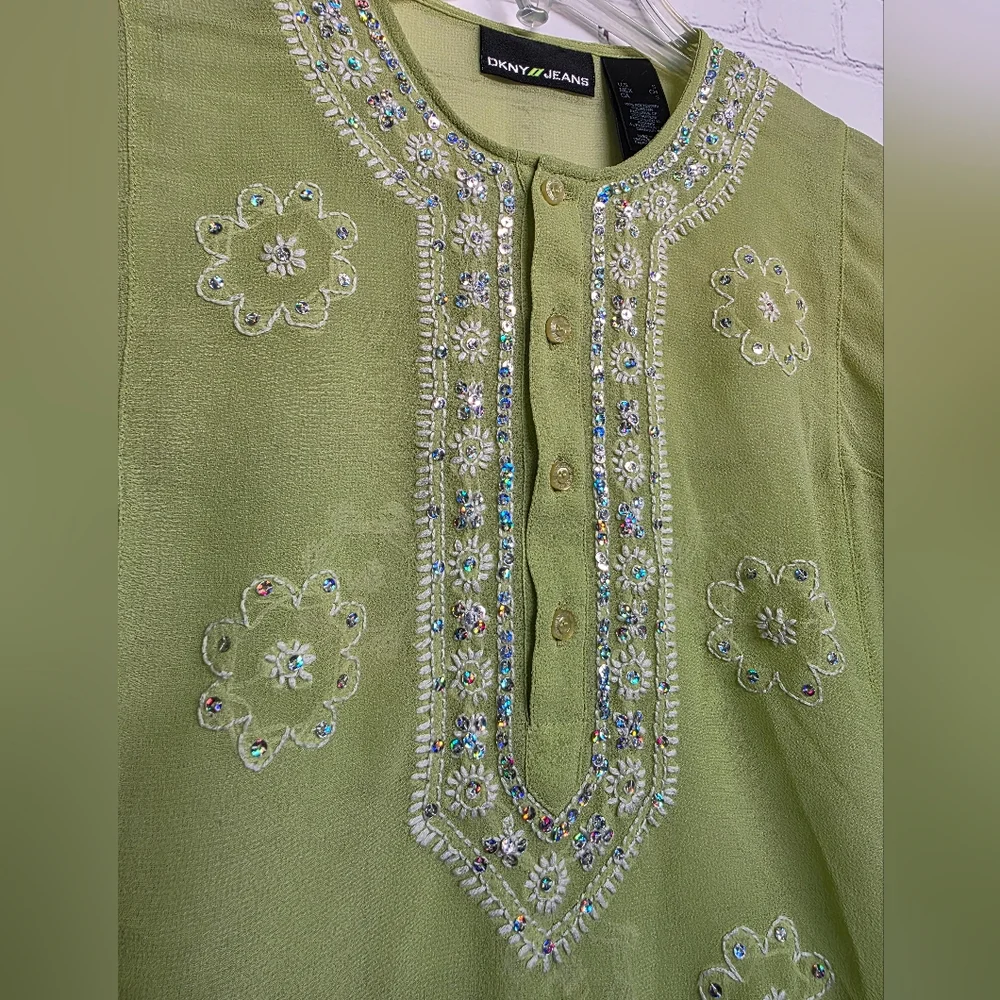 DKNY/ Green Sequin Embroidered Top - Picture 5 of 9